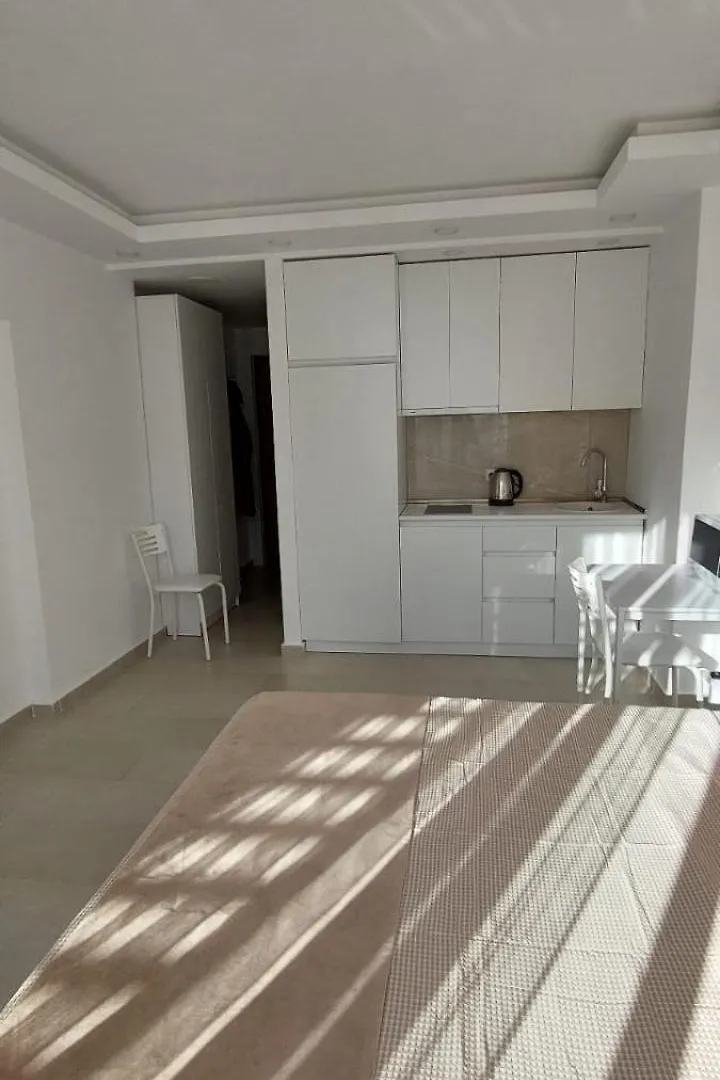 Апарт Отель Санрайз Batumi 0*,